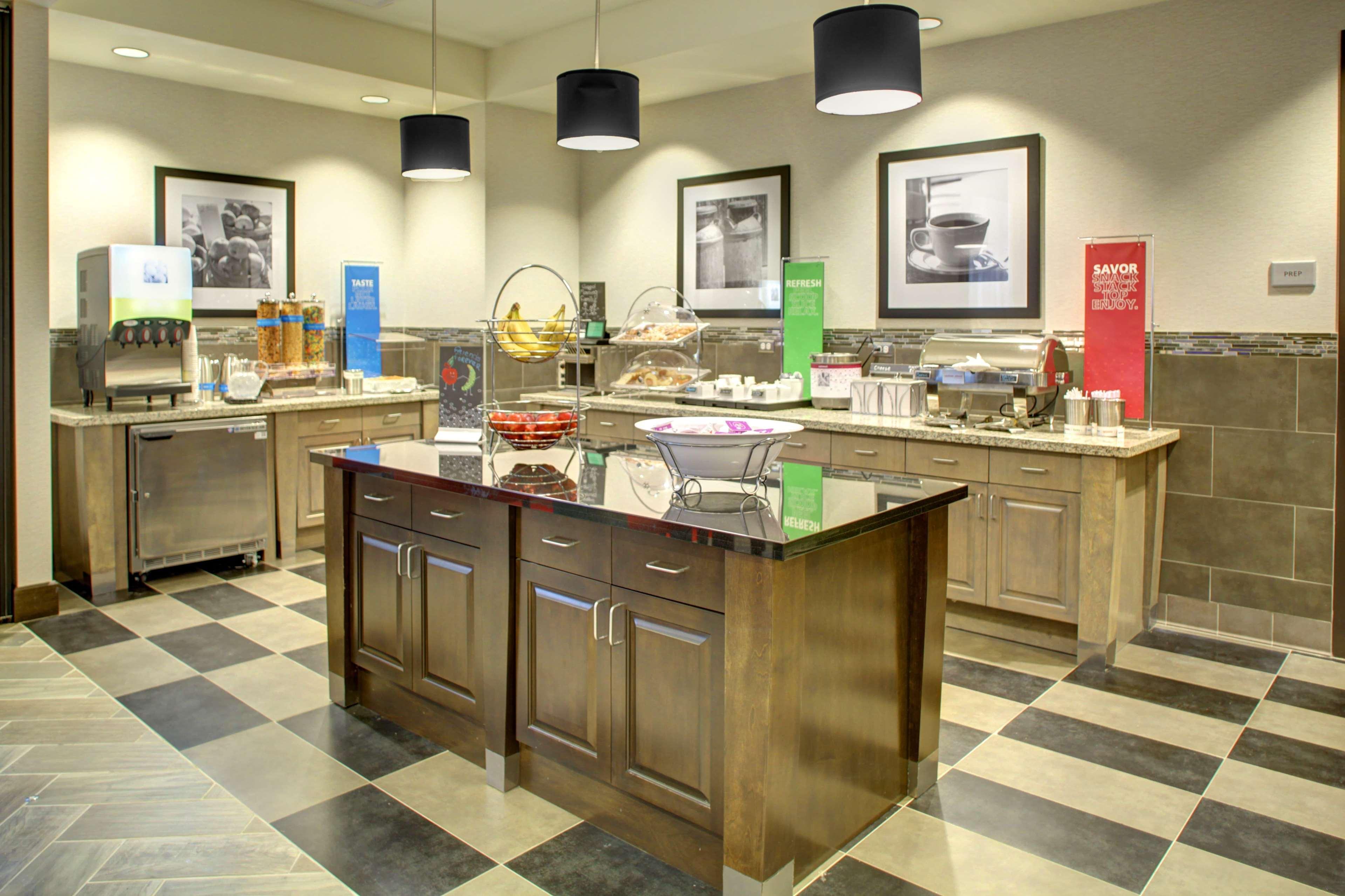 Hampton Inn & Suites - Roanoke-Downtown, Va Екстериор снимка